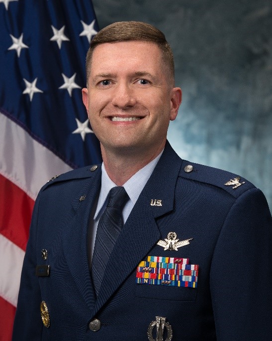 DEL 9 Commander